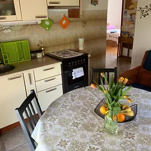 Klara&ivan Apartment